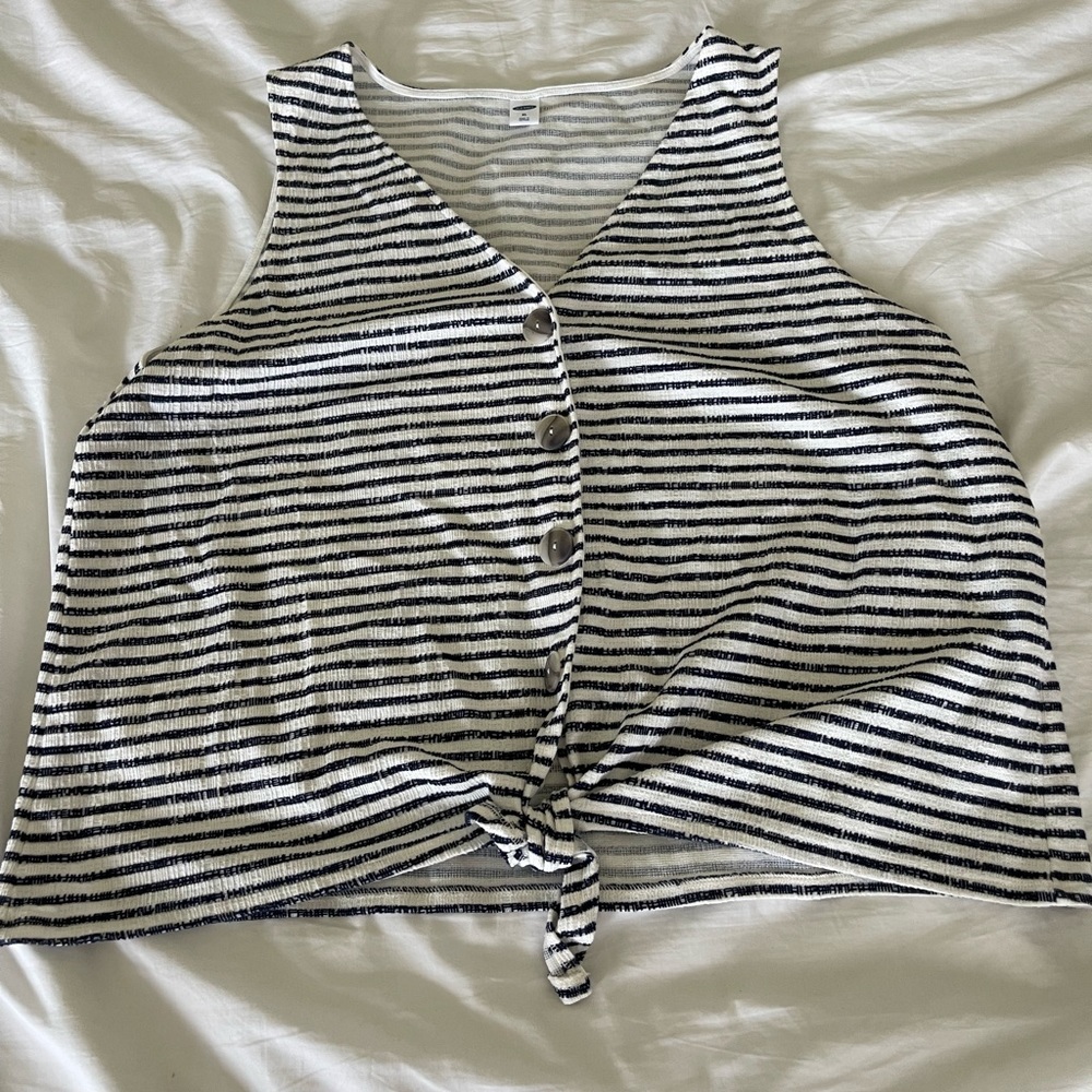 XL Tie Front Tank